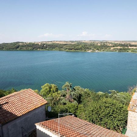 Attico Con Vista Lago - Miralago Anguillara Sabazia Luaran gambar